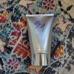 Monat Blow Out Cream